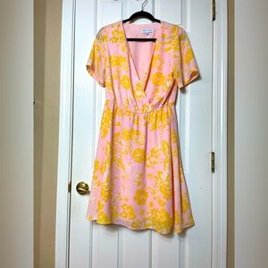 Gibson Latimer Pink and Yellow Flower dress, short sleeve, knee length